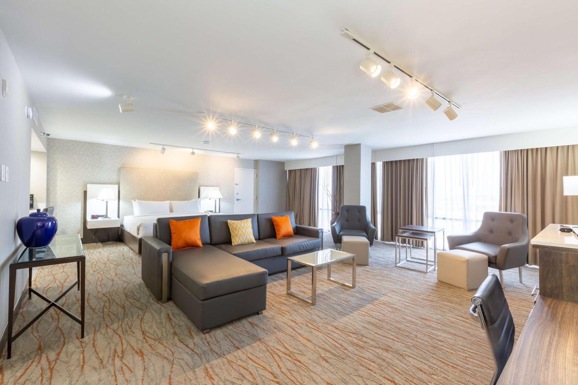 Doubletree By Hilton Dallas/Richardson Bagian luar foto