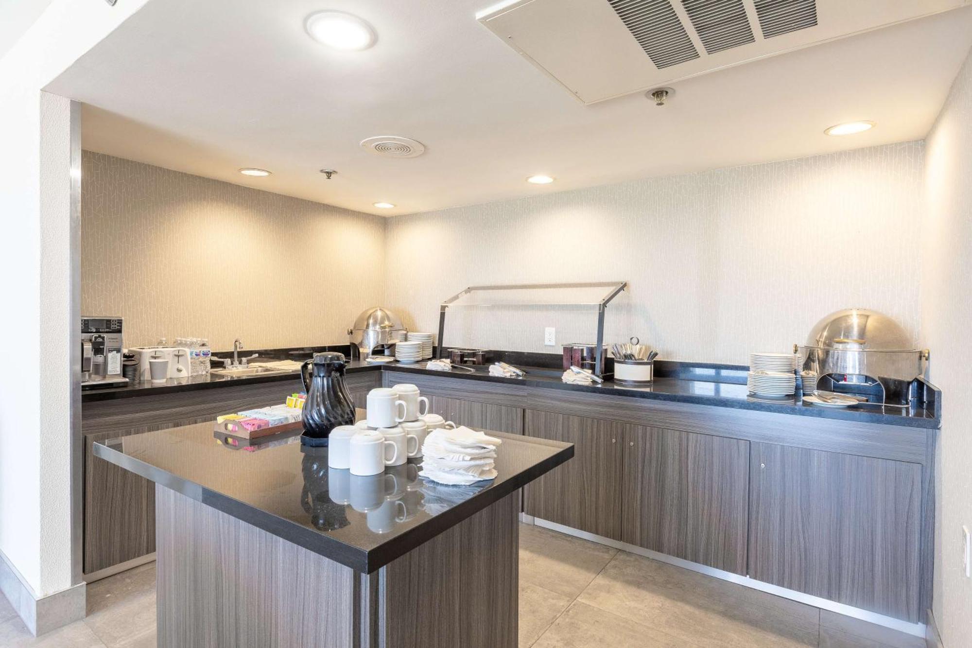 Doubletree By Hilton Dallas/Richardson Bagian luar foto