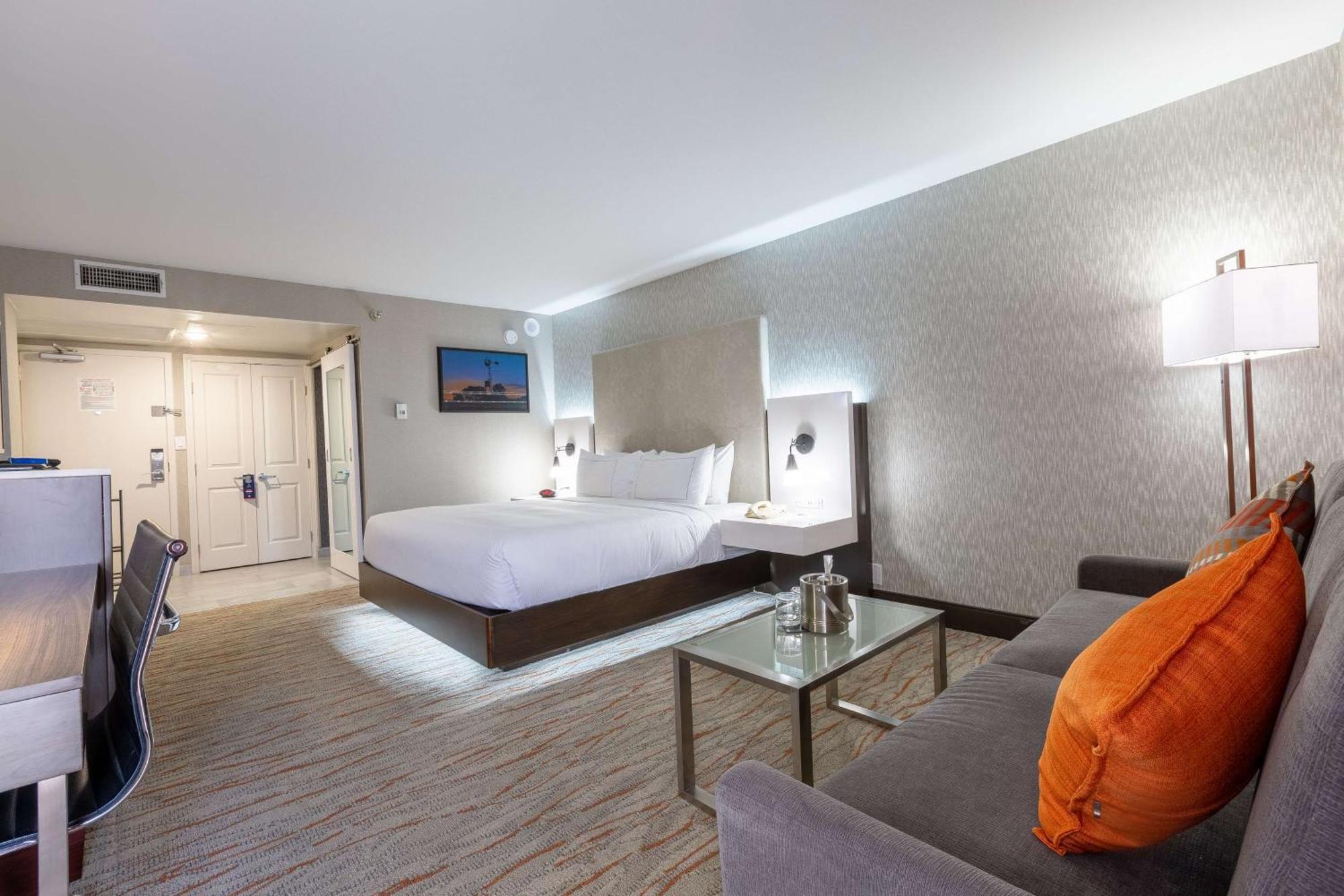 Doubletree By Hilton Dallas/Richardson Bagian luar foto