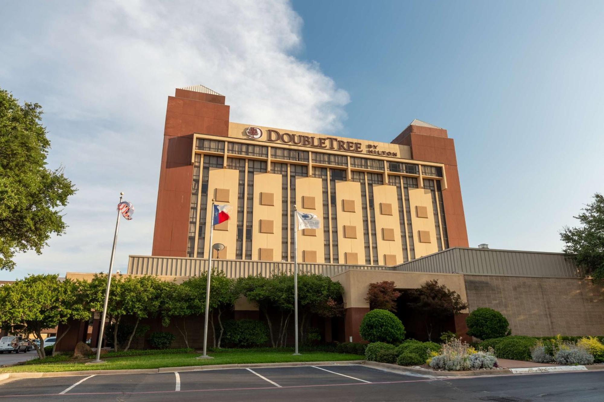Doubletree By Hilton Dallas/Richardson Bagian luar foto
