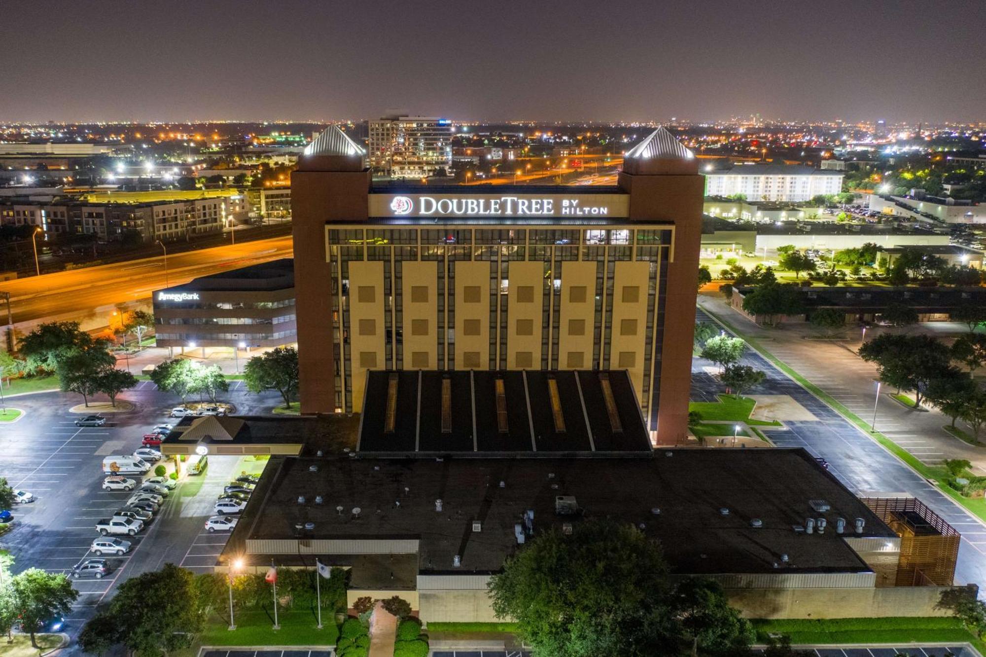 Doubletree By Hilton Dallas/Richardson Bagian luar foto
